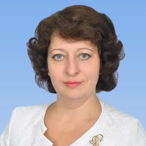 4 фото вчителів, ПІБ та посада кожного _ №2 Пиндак Тетяна Георгіївна, директор школи, вчитель української мови та літератури - Ольга Игнатьева